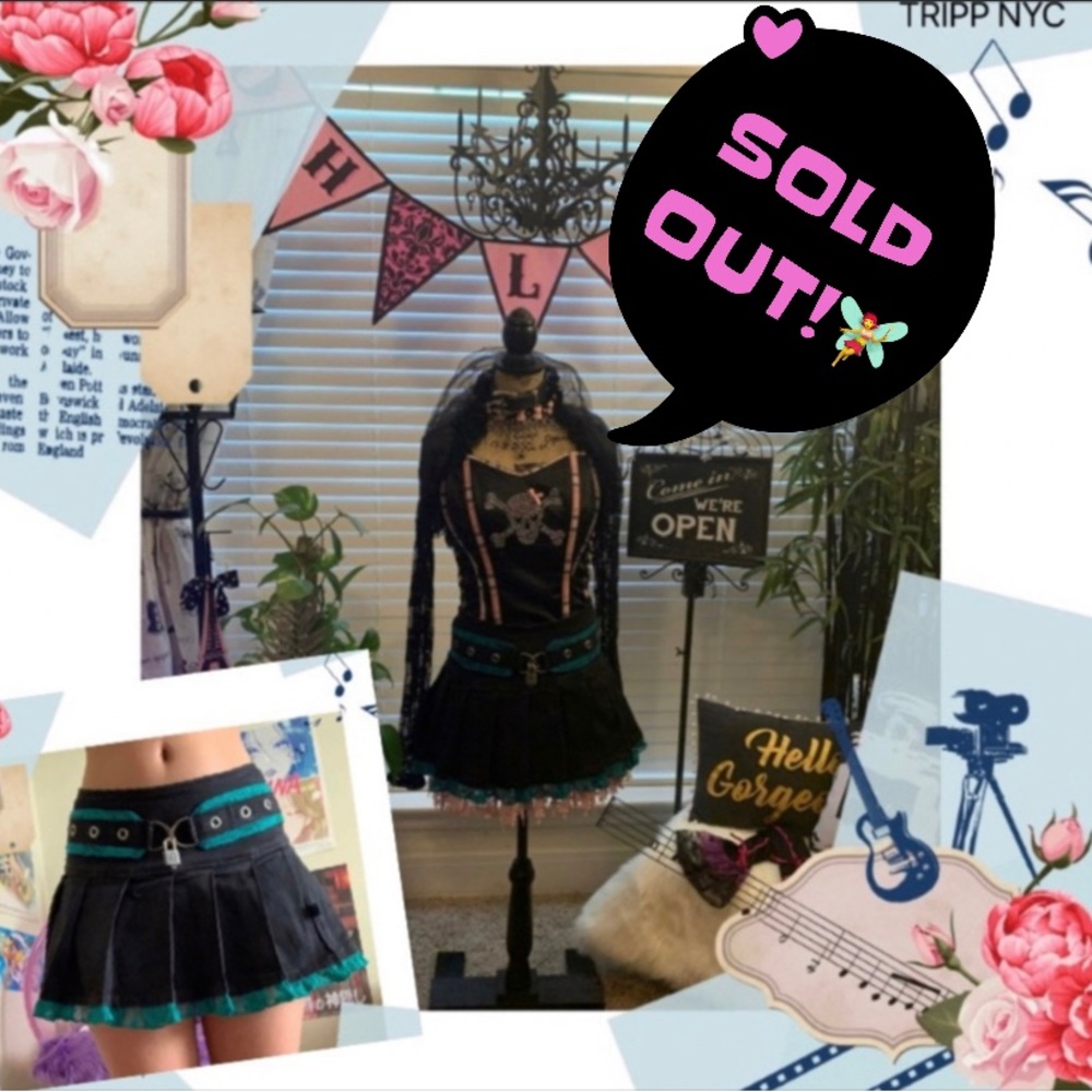 🚨HOLD:/Tripp Nyc Lock Me Up pleated skirt